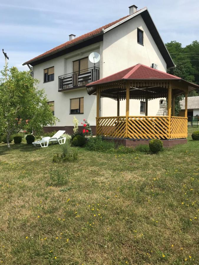 Apartman Karlo Otočac Екстериор снимка