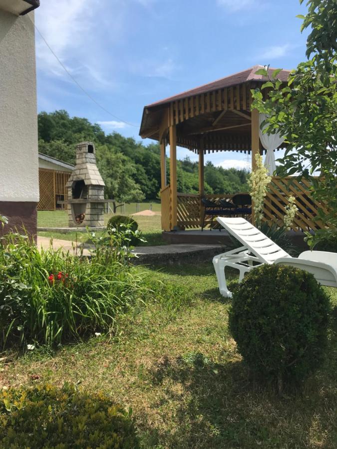 Apartman Karlo Otočac Екстериор снимка
