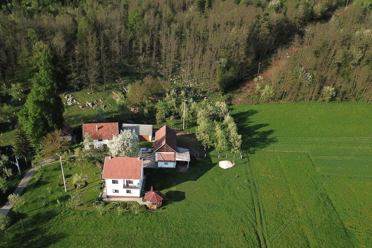 Apartman Karlo Otočac Екстериор снимка
