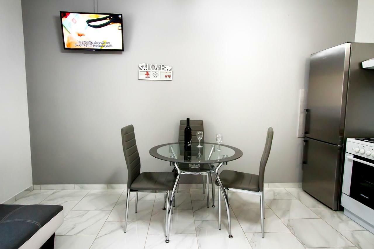 Apartman Karlo Otočac Екстериор снимка